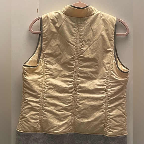 Chicos, Francine Filled Cozy Vest, Zynergy US Size 8 Medium Zip Front Pockets - Picture 5 of 8